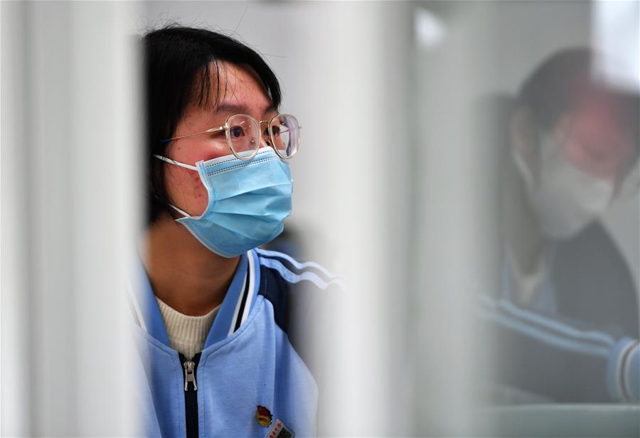 CHINA-FUJIAN-FUZHOU-SENIOR HIGH SCHOOL STUDENTS-RETURNING TO SCHOOL (CN)