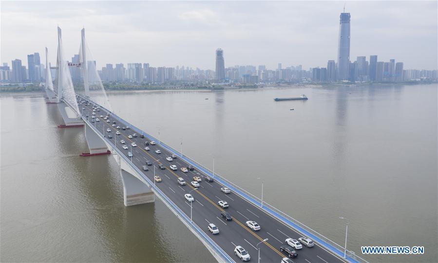 CHINA-HUBEI-WUHAN-THE SECOND YANGTZE RIVER BRIDGE-TRAFFIC (CN)