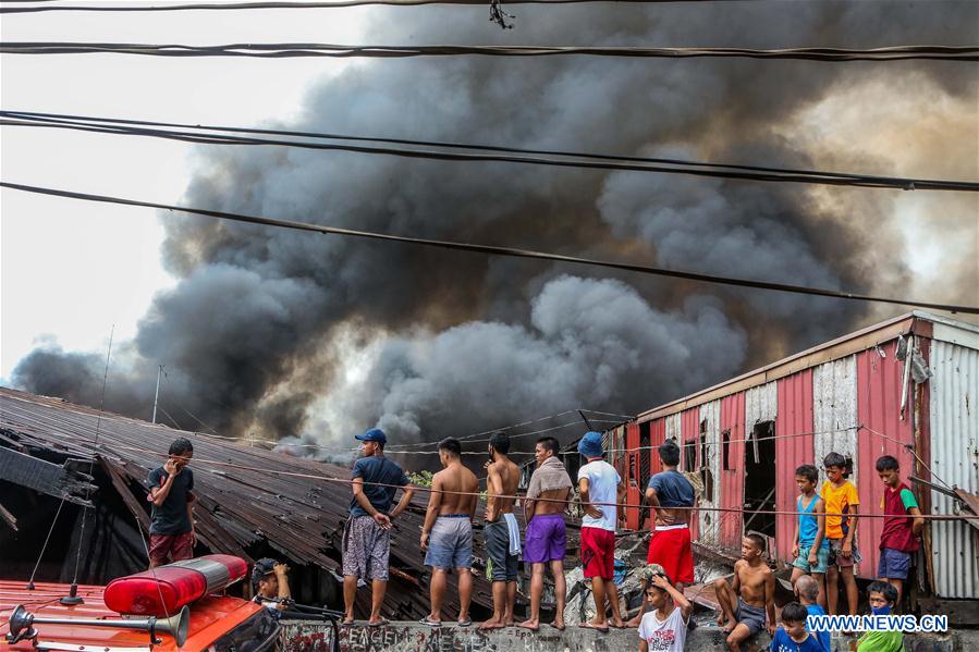 PHILIPPINES-MANILA-SLUM-FIRE