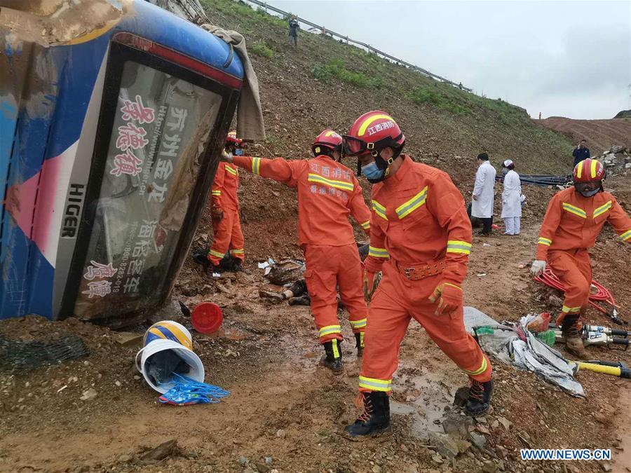 (SPOT NEWS)CHINA-JIANGXI-LEPING-ROAD ACCIDENT (CN)