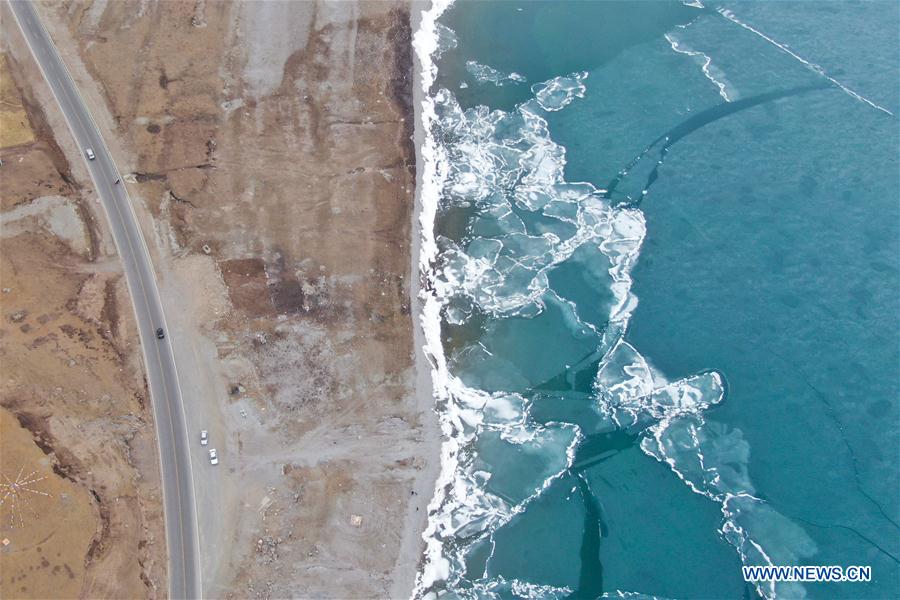 CHINA-QINGHAI LAKE-SPRING-SCENERY (CN)