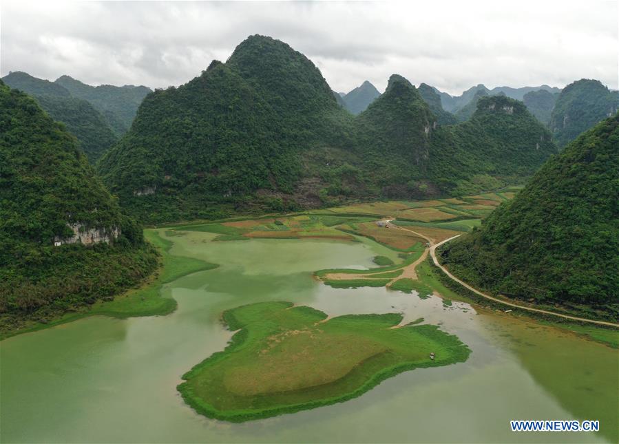 CHINA-GUANGXI-LONG'AN-LAKE-SCENERY (CN)