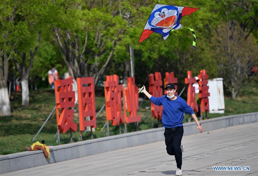 XINHUA PHOTOS OF THE DAY