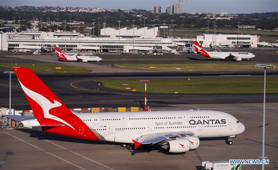 millimeter minus fodspor Australian airline Qantas extends flight cancellations in COVID-19 - Xinhua  | English.news.cn