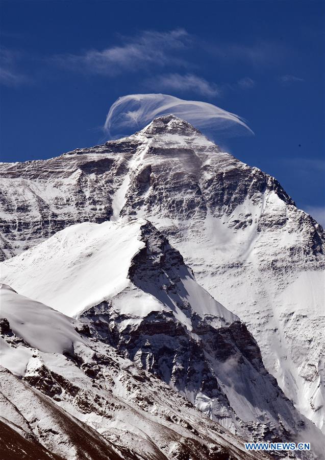 (InTibet)CHINA-TIBET-MOUNT QOMOLANGMA NATIONAL NATURE RESERVE-SCENERY (CN)