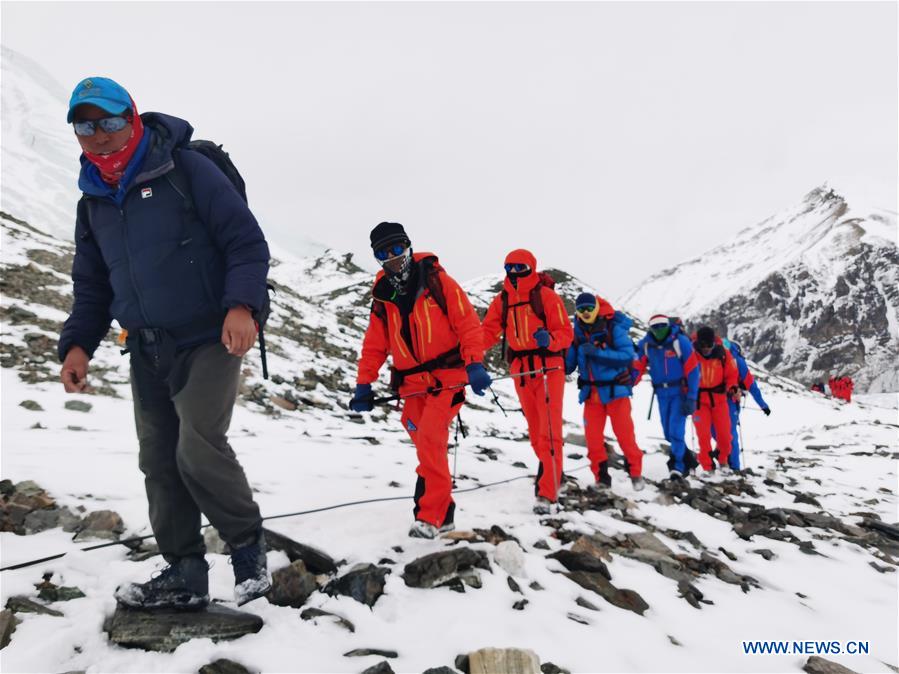(InTibet)CHINA-TIBET-MOUNT QOMOLANGMA-HEIGHT REMEASUREMENT (CN)