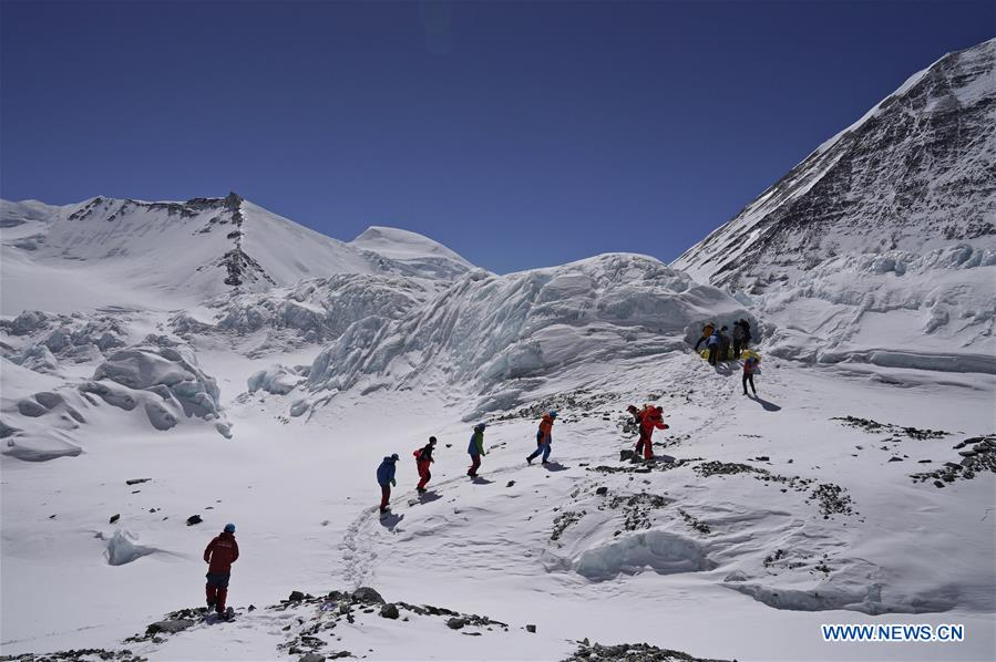 (InTibet)CHINA-TIBET-MOUNT QOMOLANGMA-REMEASUREMENT-ADVANCE CAMP (CN) 