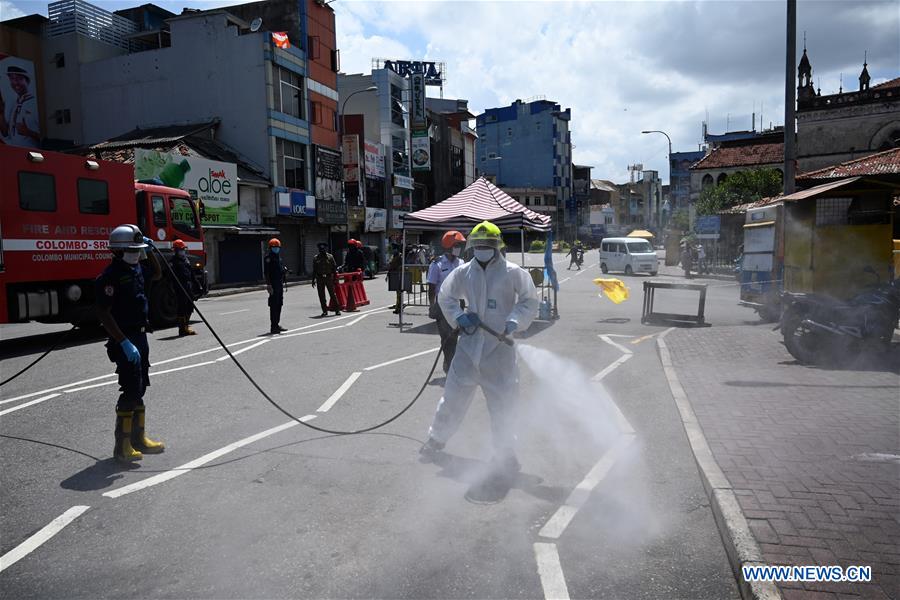 SRI LANKA-COLOMBO-DISINFECTION-COVID-19