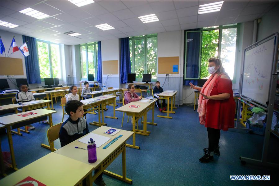 FRANCE-NICE-COVID-19-STUDENTS-BACK TO SCHOOL 