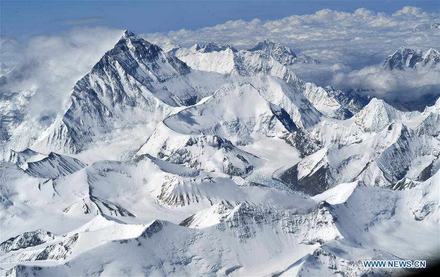 CHINA-MOUNT QOMOLANGMA-VIEW (CN)