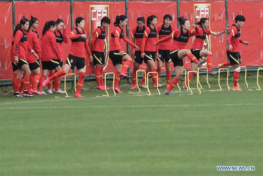 (SP)CHINA-SUZHOU-FOOTBALL-CHINA'S WOMEN'S NATIONAL TEAM-TRAINING SESSION (CN)