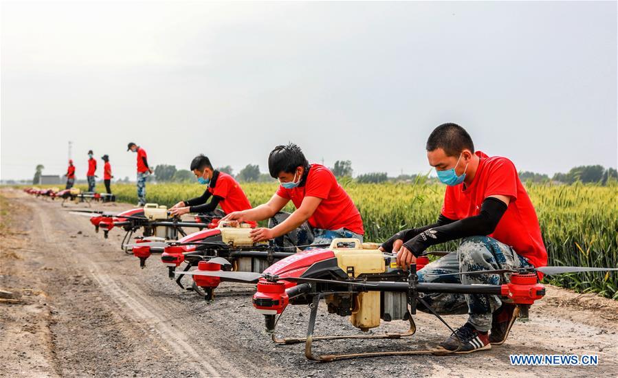 XINHUA PHOTOS OF THE DAY