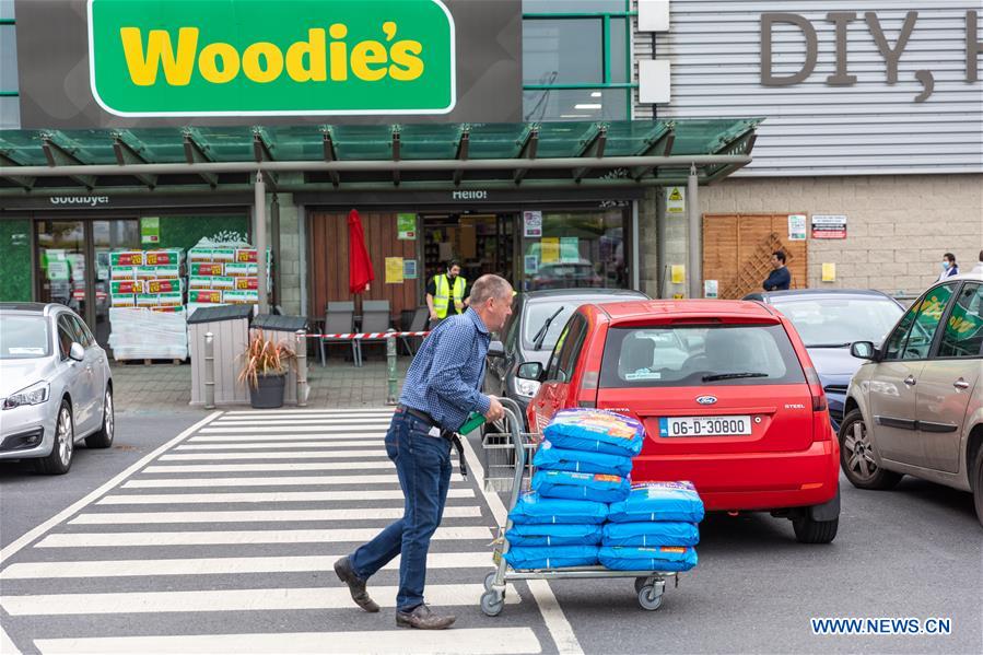 IRELAND-DUBLIN-COVID-19-RESTRICTIONS-EASING