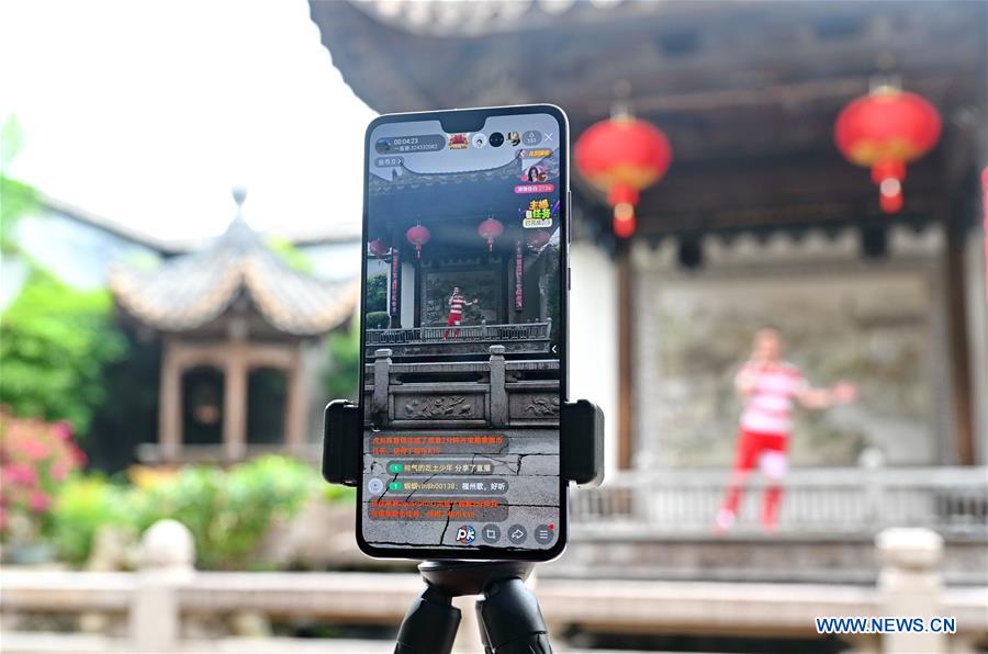 CHINA-FUJIAN-FUZHOU-LIVESTREAMING-TOURISM (CN)