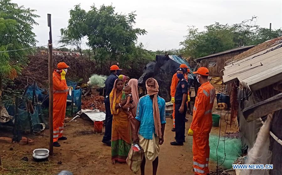 INDIA-BHADRAK-SUPER CYCLONE AMPHAN-LANDFALL-EVACUATION