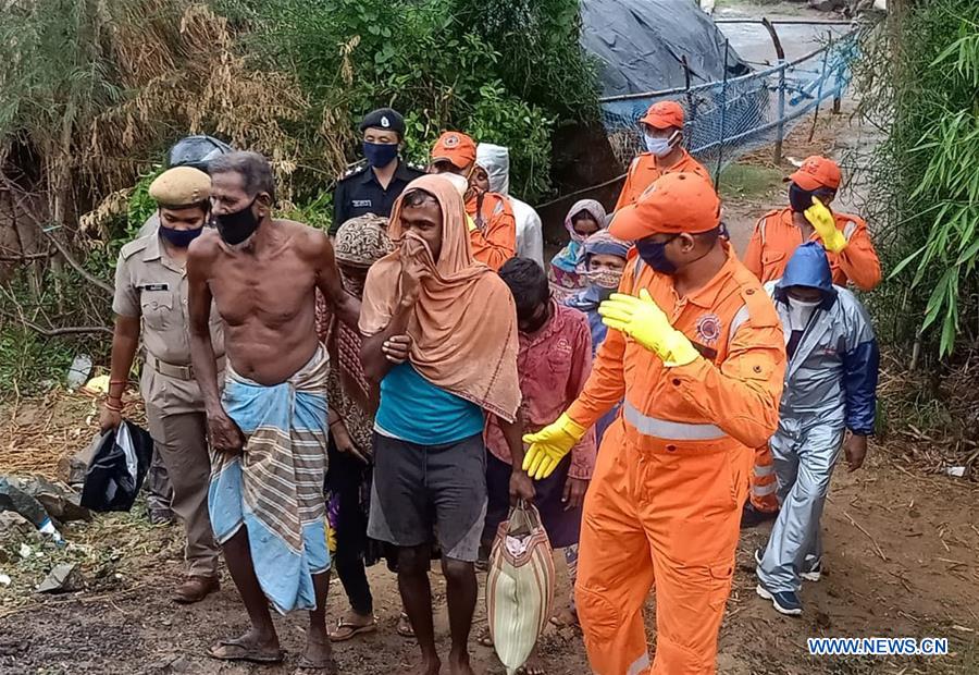 INDIA-BHADRAK-SUPER CYCLONE AMPHAN-LANDFALL-EVACUATION