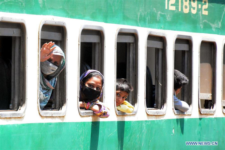 PAKISTAN-LAHORE-TRAIN SERVICE-RESUMPTION