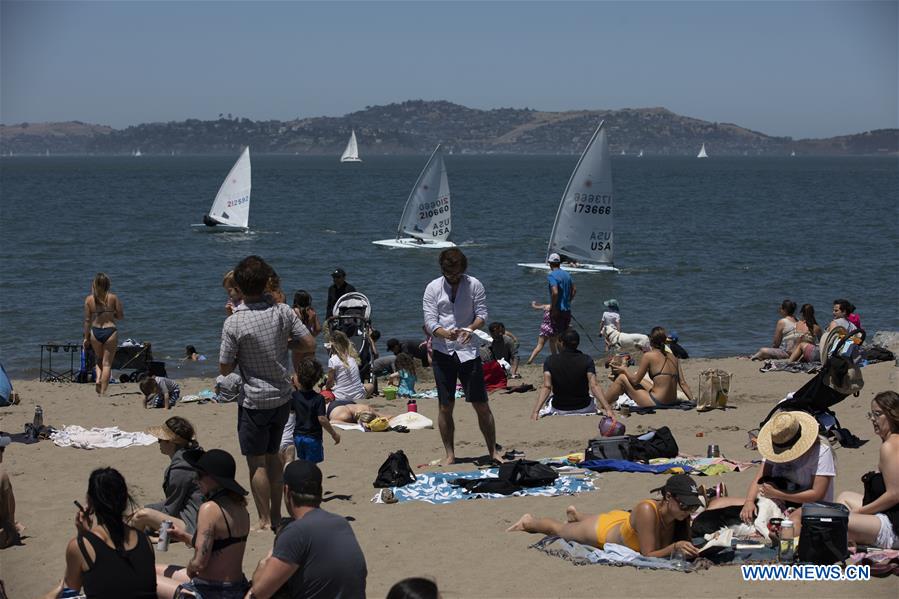 U.S.-SAN FRANCISCO-BEACH