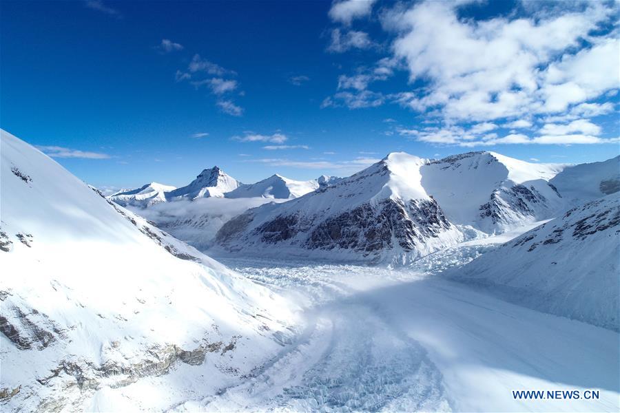 (InTibet) CHINA-TIBET-MOUNT QOMOLANGMA-GLACIER (CN)