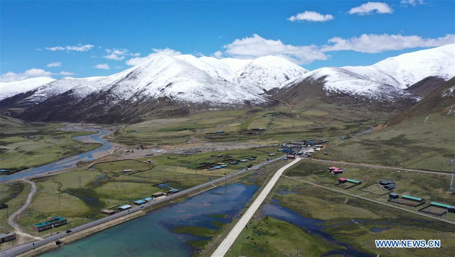 CHINA-SICHUAN-LITANG-PLATEAU SCENERY (CN)