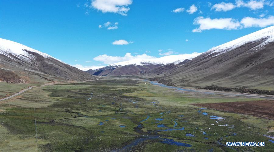 CHINA-SICHUAN-LITANG-PLATEAU SCENERY (CN)