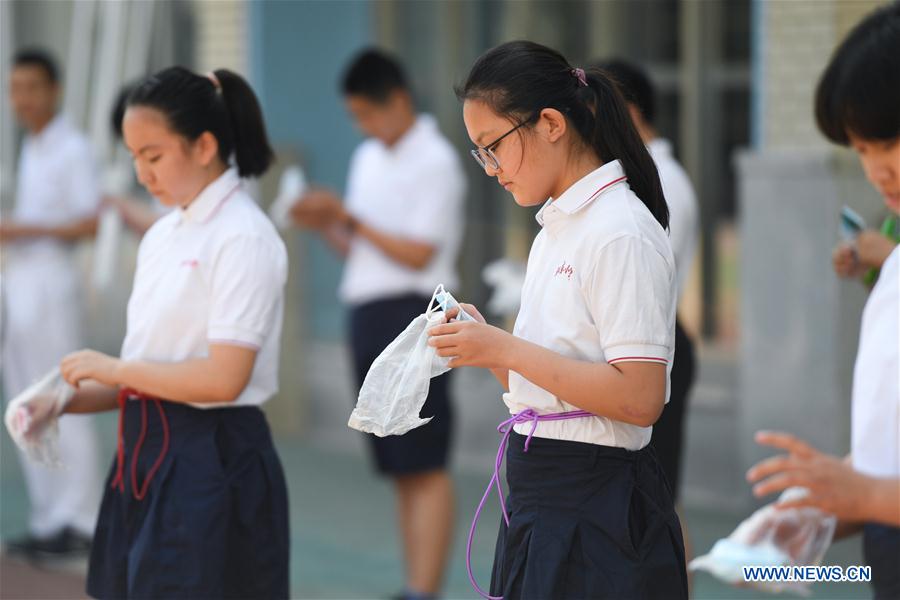 CHINA-BEIJING-SCHOOLS-REOPEN