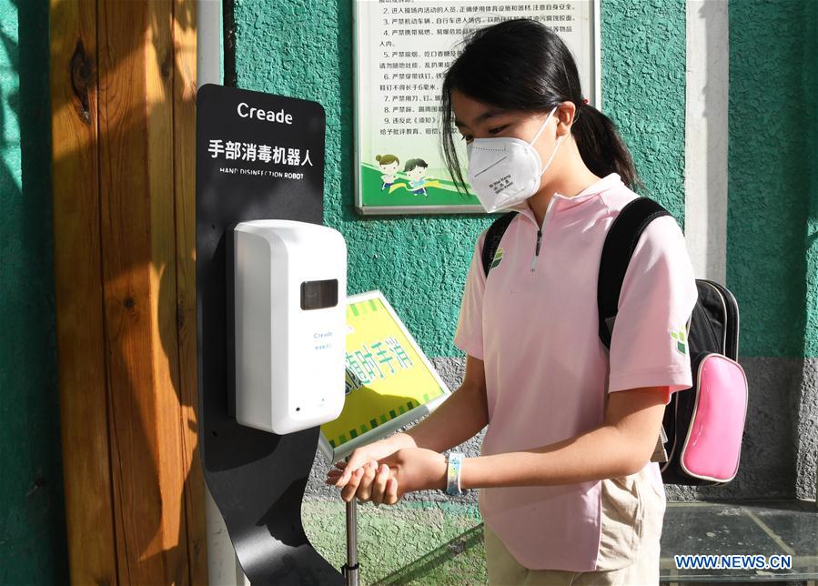 CHINA-BEIJING-SCHOOLS-REOPEN