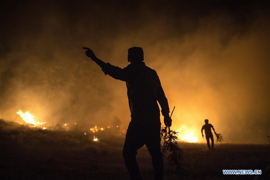 IRAN-ZAGROS MOUNTAIN-FIRE