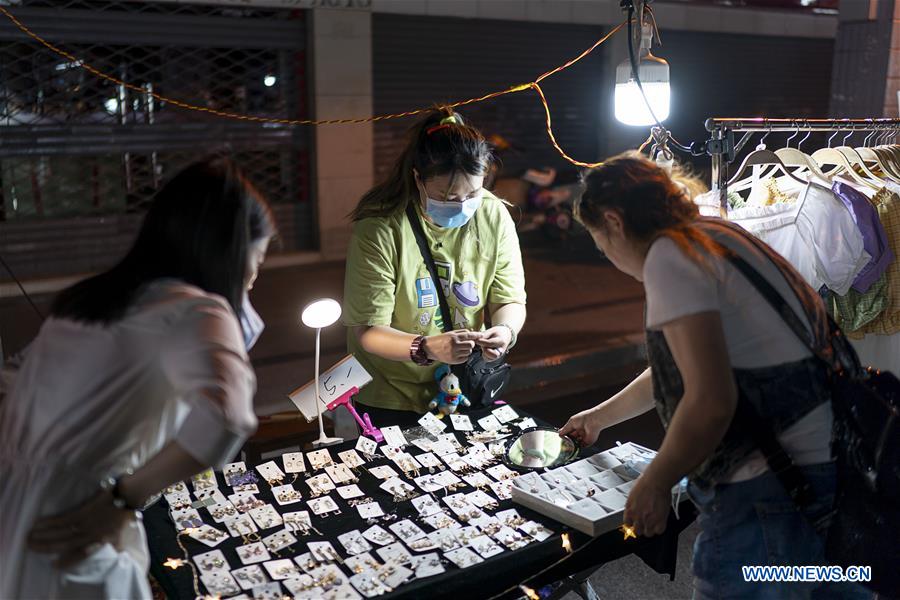 CHINA-HUBEI-WUHAN-NIGHT MARKET (CN)