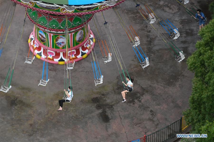 CHINA-ZHEJIANG-HANGZHOU-AMUSEMENT PARK-REOPENING (CN)