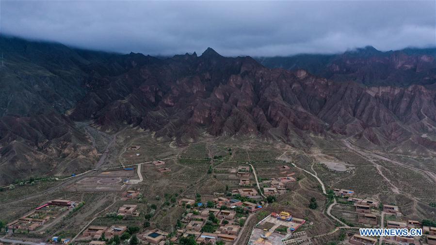 CHINA-QINGHAI-DANXIA LANDFORM-SCENERY (CN)