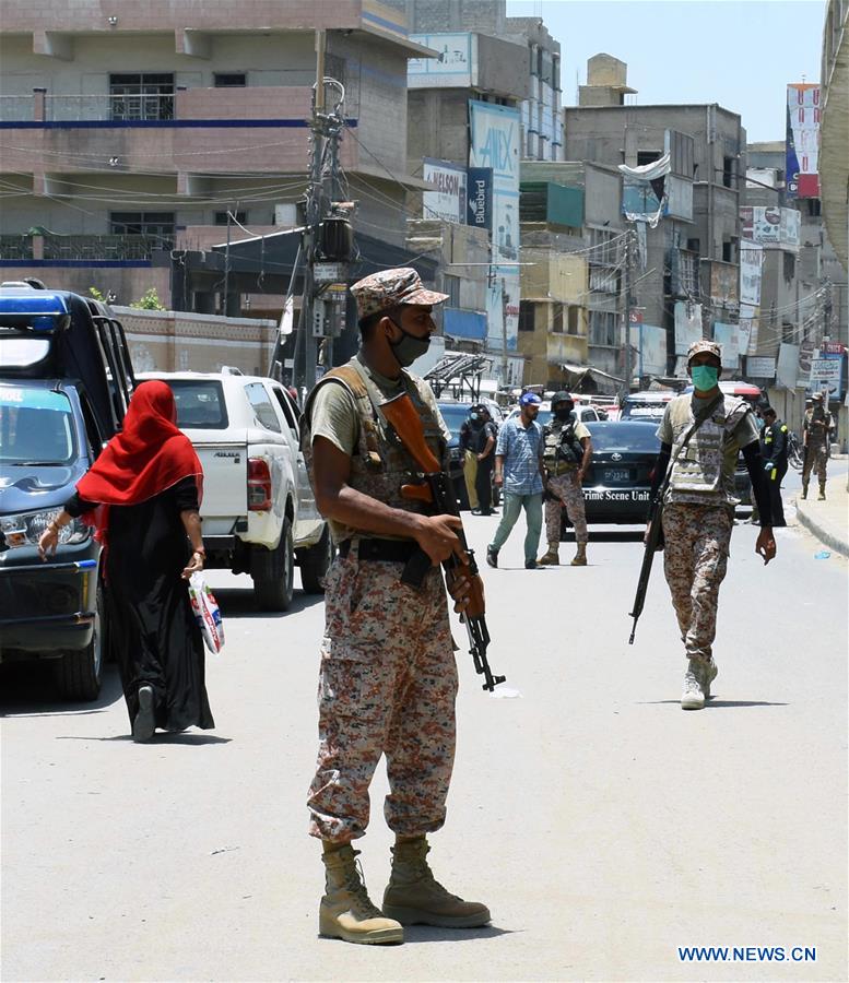 PAKISTAN-KARACHI-GRENADE ATTACK