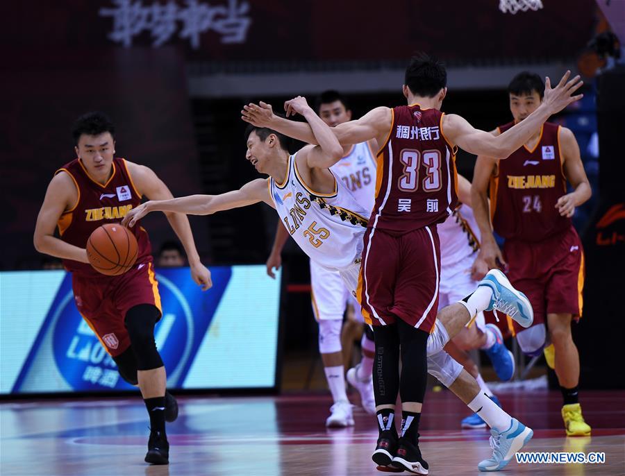 (SP)CHINA-QINGDAO-BASKETBALL-CBA LEAGUE-ZHEJIANG LIONS VS ZHEJIANG GOLDEN BULLS (CN)