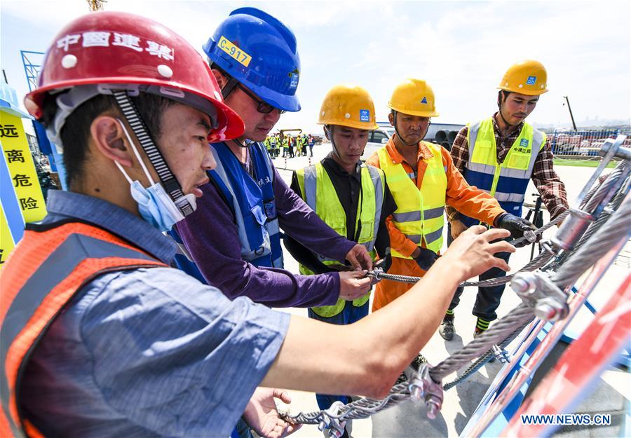 CHINA-XINJIANG-URUMQI-WORKPLACE-SAFETY TRAINING (CN)