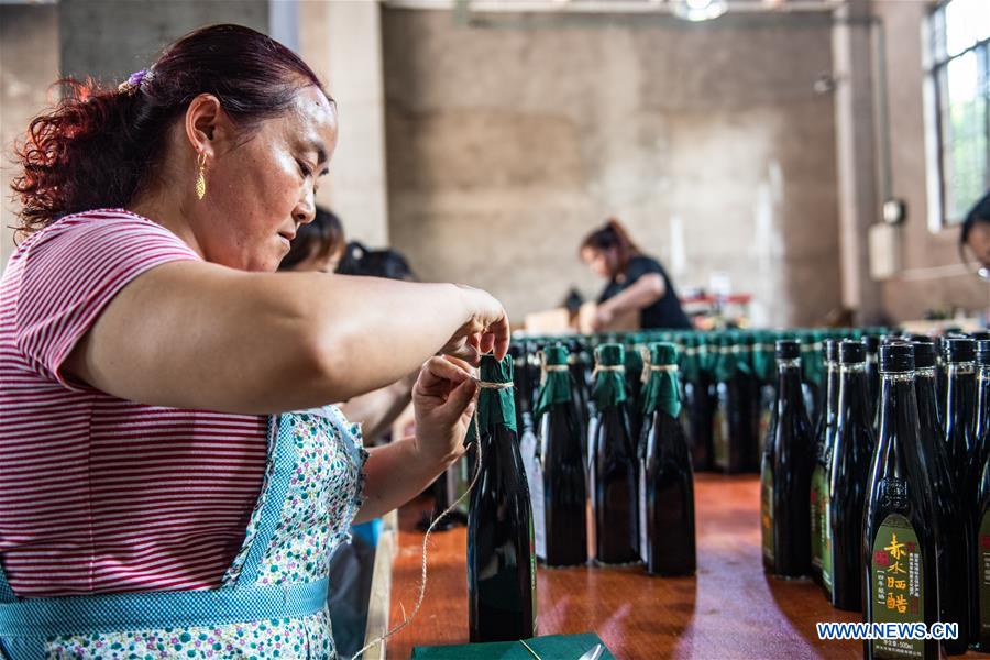 CHINA-GUIZHOU-CHISHUI-VINEGAR MAKING (CN)