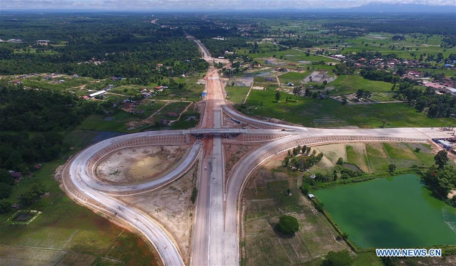 LAOS-VIENTIANE-VANGVIENG-EXPRESSWAY-CONSTRUCTION (CN)