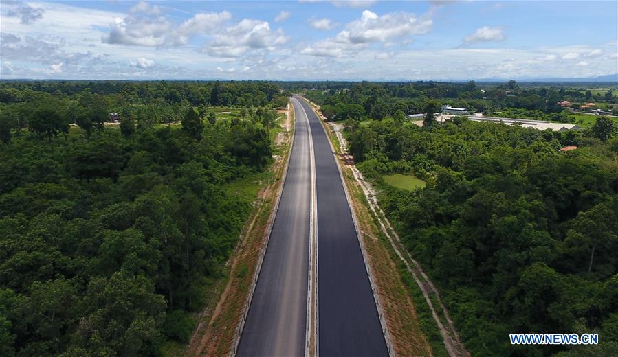 LAOS-VIENTIANE-VANGVIENG-EXPRESSWAY-CONSTRUCTION (CN)