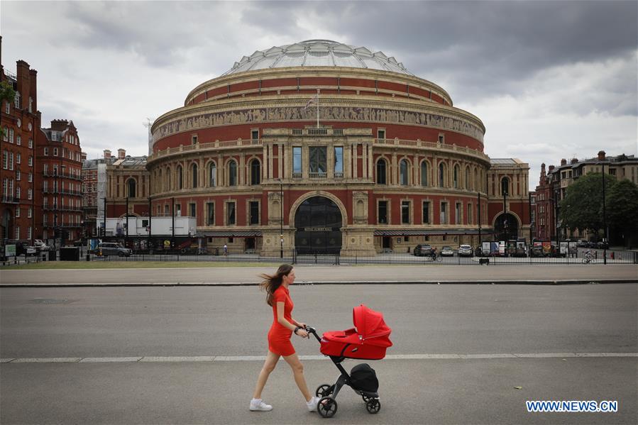 XINHUA PHOTOS OF THE DAY