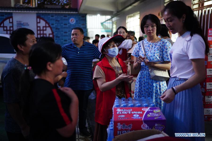 CHINA-JIANGXI-POYANG-TEMPORARY RELOCATION SITES-NIGHT (CN)