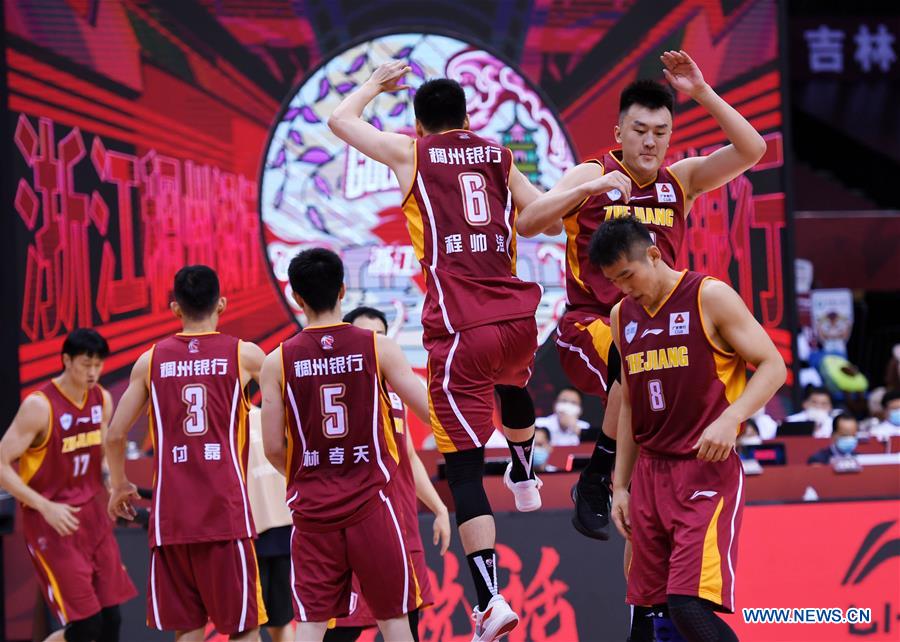 (SP)CHINA-QINGDAO-BASKETBALL-CBA LEAGUE-JILIN VS ZHEJIANG (CN)