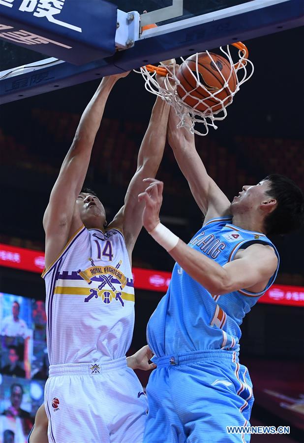 (SP)CHINA-QINGDAO-BASKETBALL-CBA LEAGUE-BEIJING ROYAL FIGHTERS VS XINJIANG FLYING TIGERS (CN)