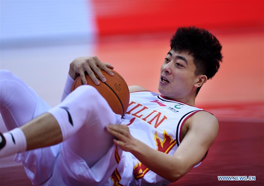 (SP)CHINA-QINGDAO-BASKETBALL-CBA LEAGUE-JILIN NORTHEAST TIGERS VS GUANGZHOU LOONG LIONS(CN)