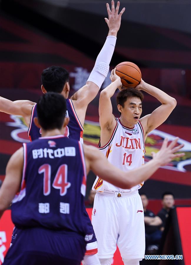 (SP)CHINA-QINGDAO-BASKETBALL-CBA LEAGUE-JILIN NORTHEAST TIGERS VS GUANGZHOU LOONG LIONS(CN)