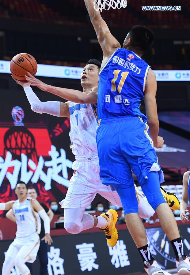 (SP)CHINA-QINGDAO-BASKETBALL-CBA LEAGUE-BEIJING DUCKS VS FUJIAN STURGEONS(CN)