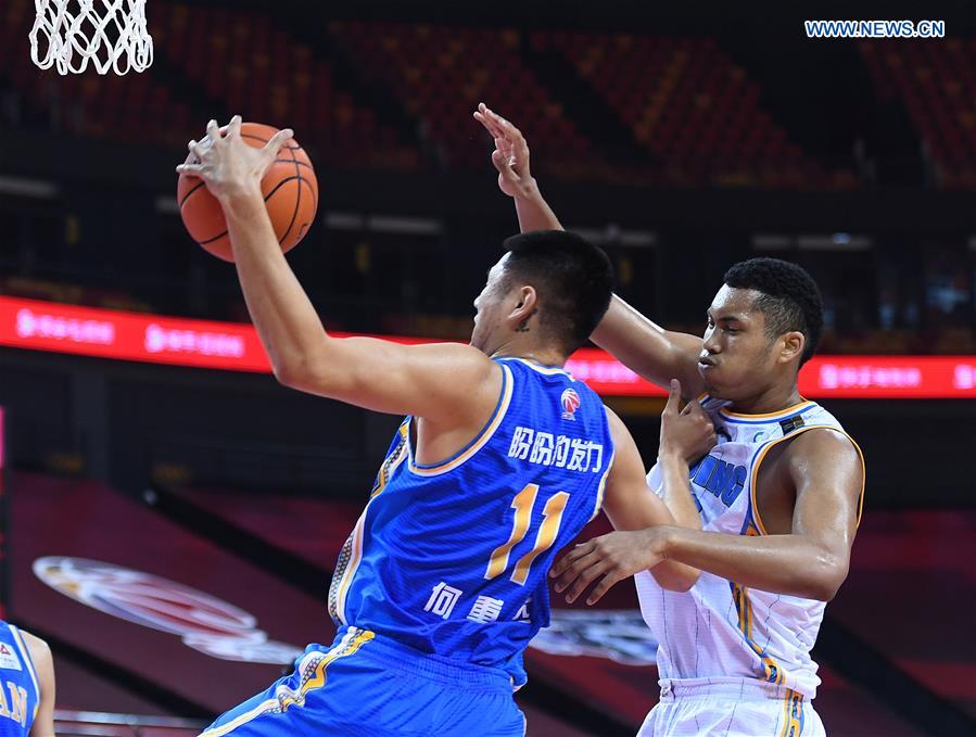 (SP)CHINA-QINGDAO-BASKETBALL-CBA LEAGUE-BEIJING DUCKS VS FUJIAN STURGEONS(CN)