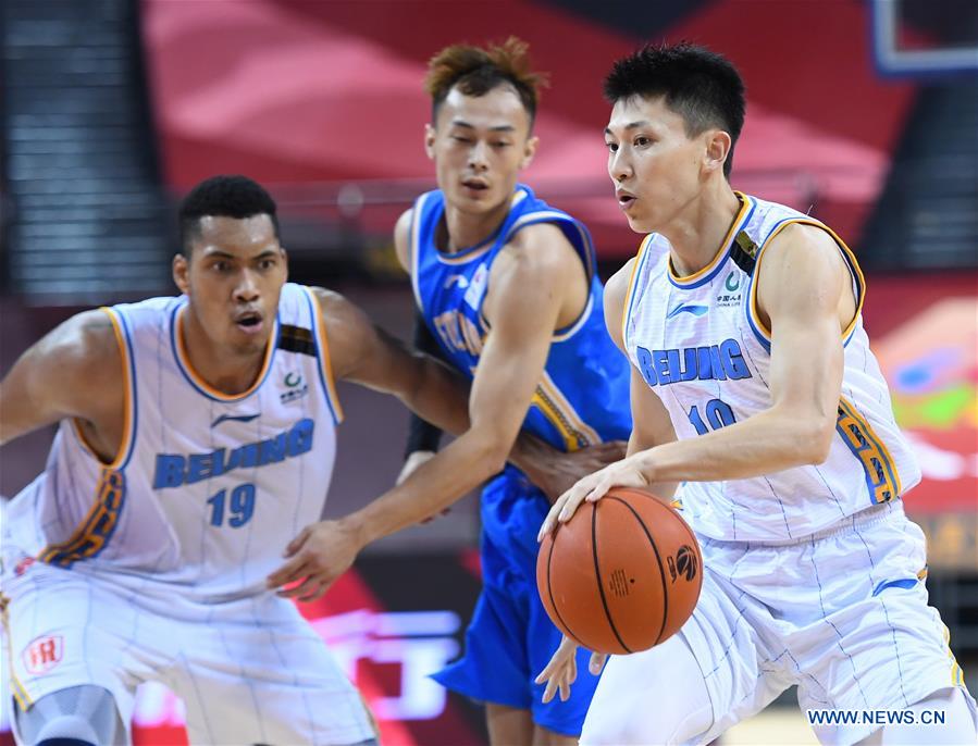 (SP)CHINA-QINGDAO-BASKETBALL-CBA LEAGUE-BEIJING DUCKS VS FUJIAN STURGEONS(CN)