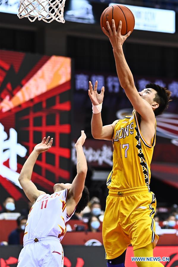 (SP)CHINA-QINGDAO-BASKETBALL-CBA LEAGUE-JILIN NORTHEAST TIGERS VS ZHEJIANG LIONS (CN)