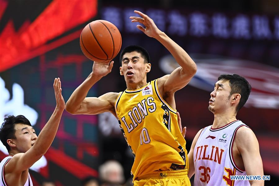 (SP)CHINA-QINGDAO-BASKETBALL-CBA LEAGUE-JILIN NORTHEAST TIGERS VS ZHEJIANG LIONS (CN)