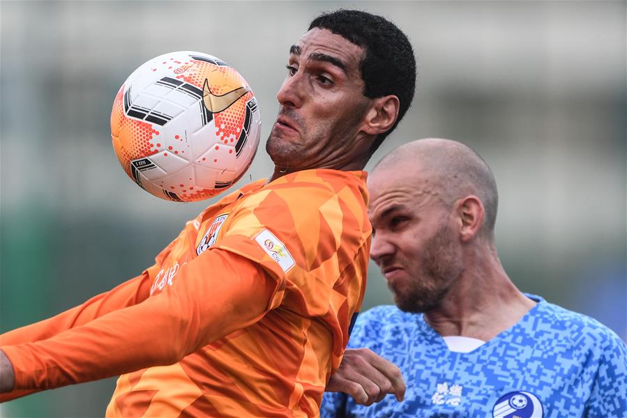 (SP)CHINA-DALIAN-FOOTBALL-CHINESE SUPER LEAGUE-FIRST ROUND-SHANDONG LUNENG VS DALIAN PRO (CN)