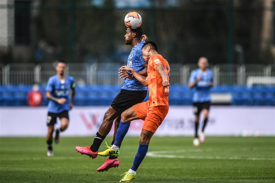 (SP)CHINA-DALIAN-FOOTBALL-CHINESE SUPER LEAGUE-FIRST ROUND-SHANDONG LUNENG VS DALIAN PRO (CN)